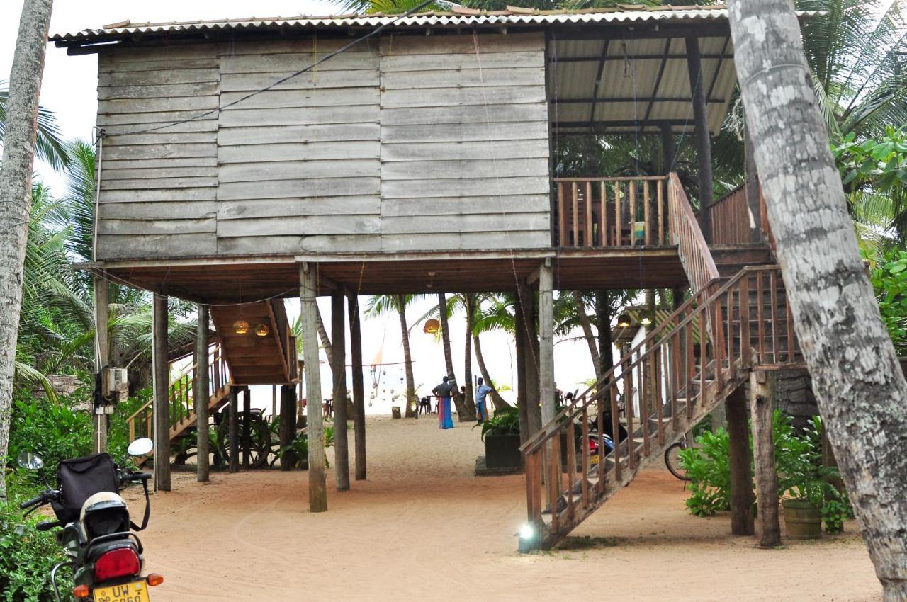 Sea View Villa Bentota, Induruwa Bagian luar foto